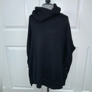 (Bin 9)  Old navy black sleeveless poncho turtleneck with buttons, Size M/L